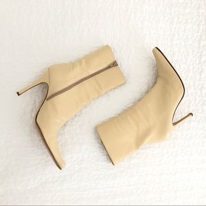 Brown’s- Cream Leather Pointed Toe High Heel Boots